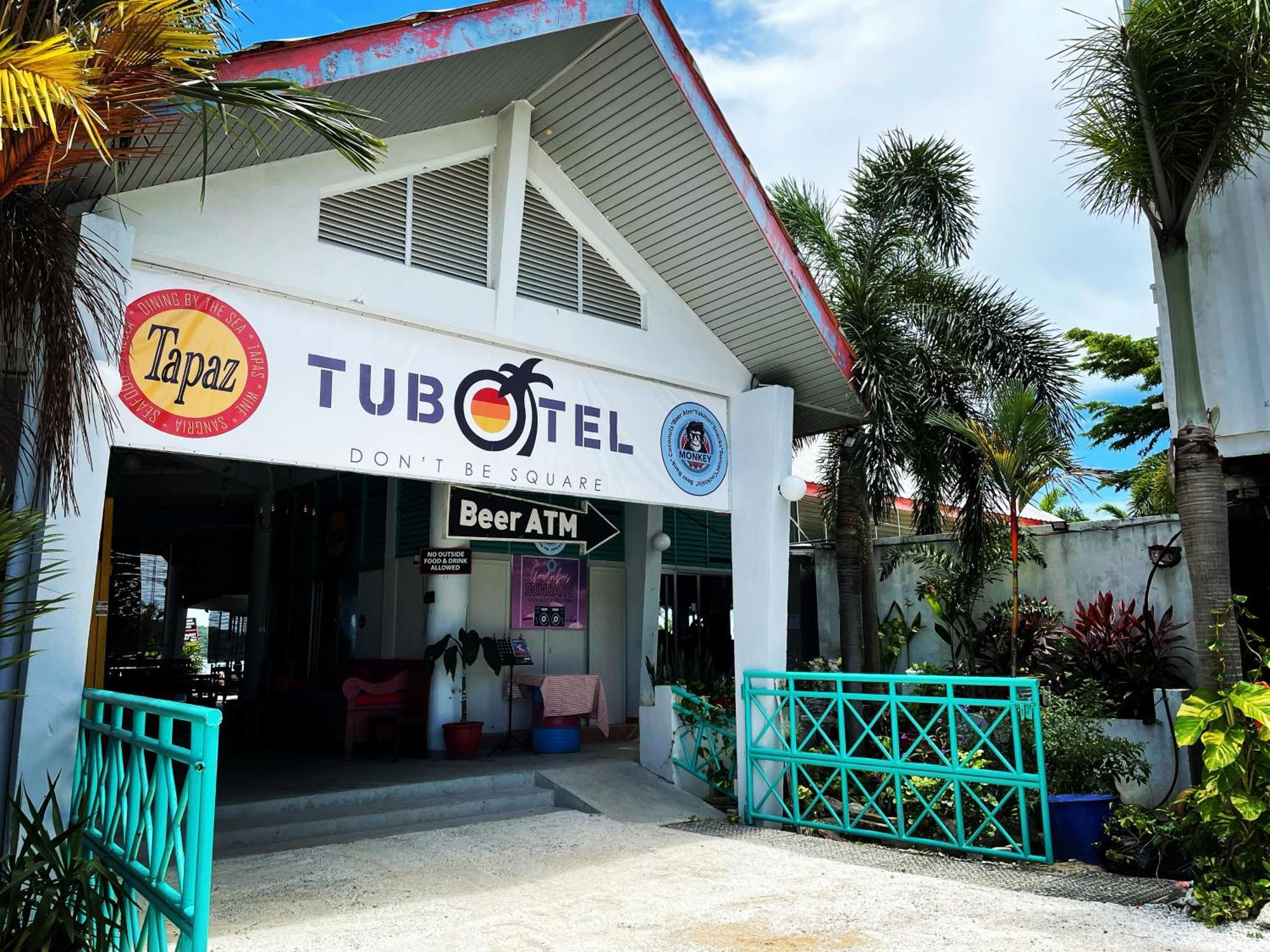 Tubotel Pantai Cenang  Buitenkant foto